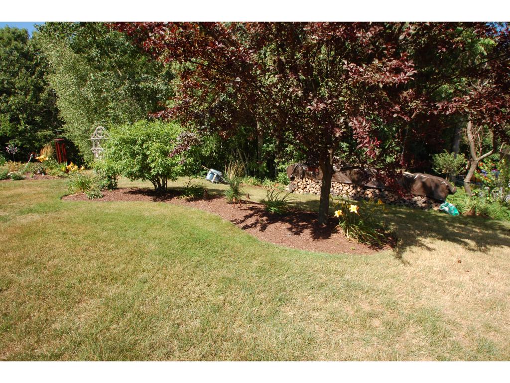62 Jonathan Road Pelham, NH 03076 - Photo 19 of 24