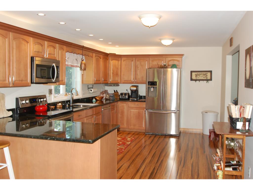 62 Jonathan Road Pelham, NH 03076 - Photo 3 of 24