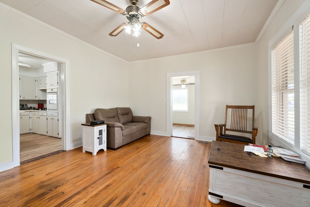 1462 Franks Ferry Road Sparta, TN 38583 - Photo 15 of 42