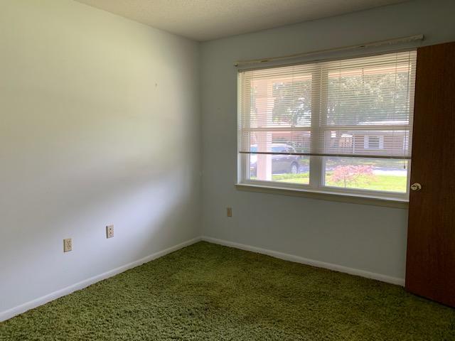 14 9th Street Shalimar, FL 32579 - Photo 7 of 15 a view of an empty room and window