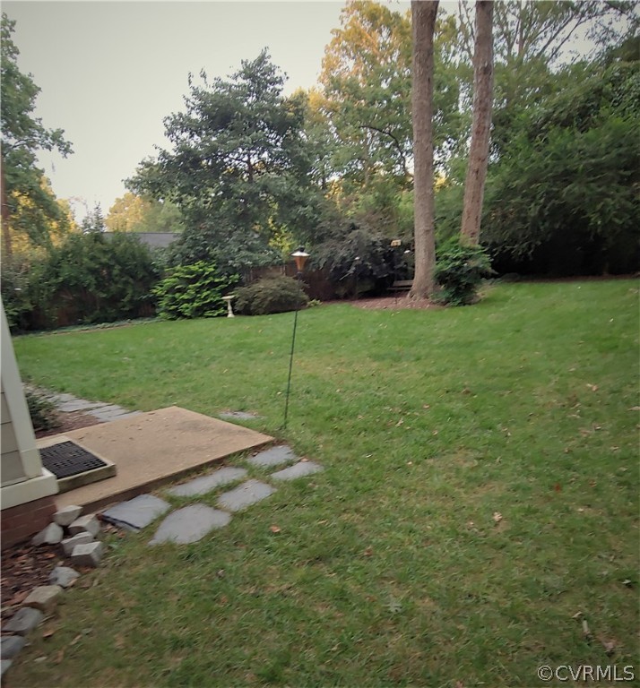 1213 Rosecroft Road Henrico, VA 23229 - Photo 4 of 19 Gallery Image 4