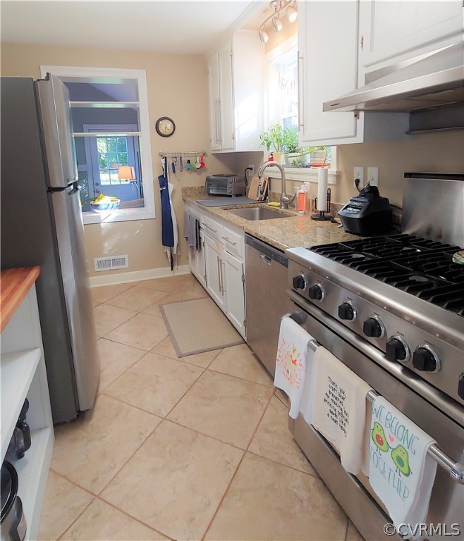 1213 Rosecroft Road Henrico, VA 23229 - Photo 5 of 19 Gallery Image 5