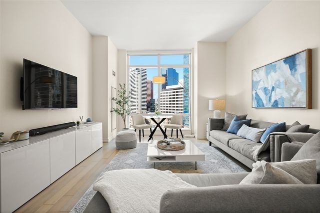$1,300,000 | 1 Franklin Street, Unit 1906, Boston, MA 02110