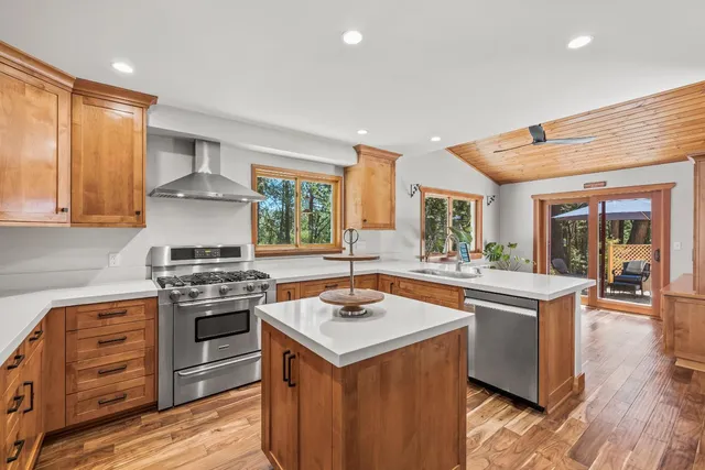 $654,000 | 12765 Rodriguez Court, Grass Valley, CA 95945