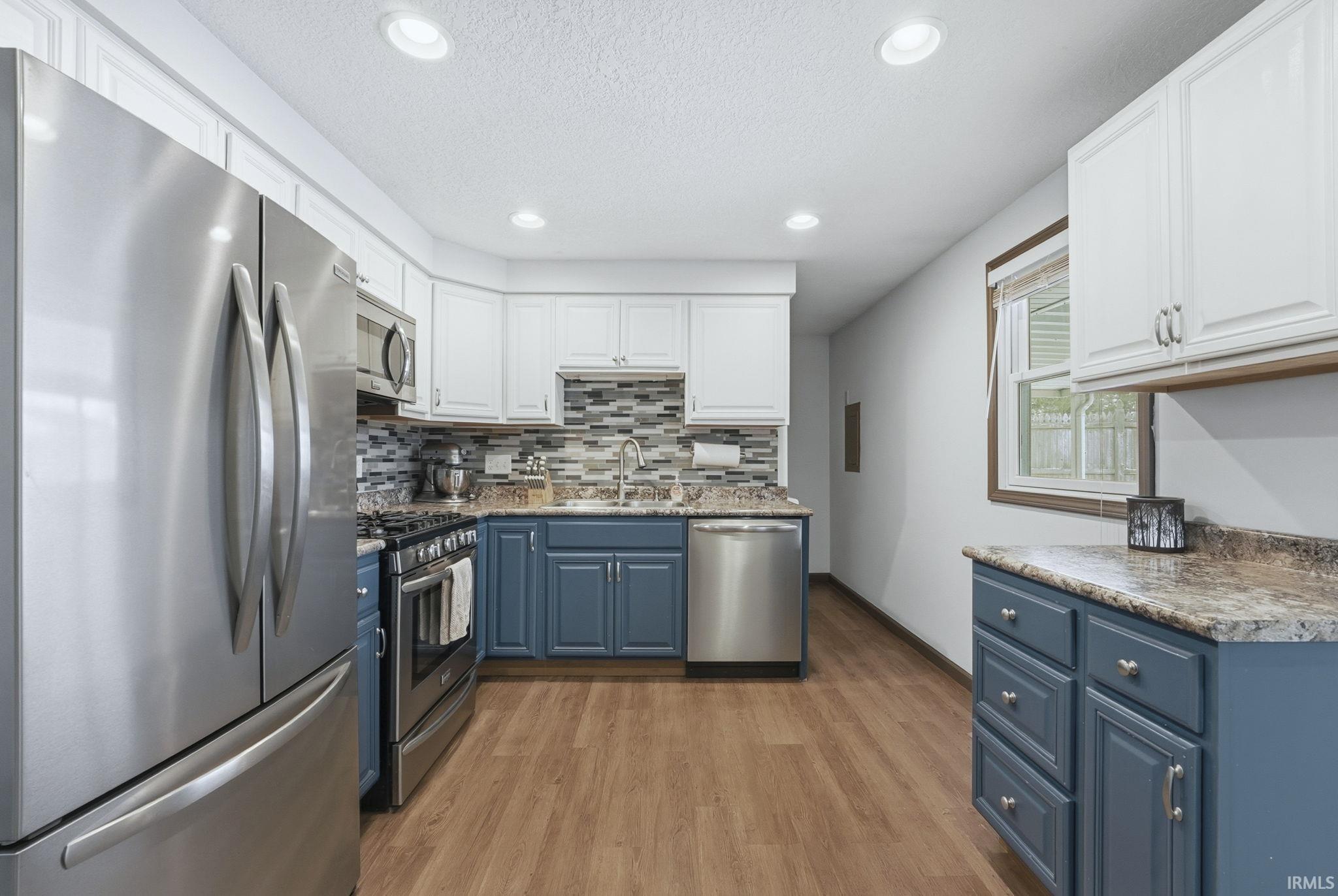 820 Pinetree Drive Fort Wayne, IN 46819 - Photo 13 of 32