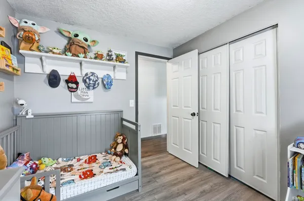 $180,000 | 820 Pinetree Drive, Fort Wayne, IN 46819