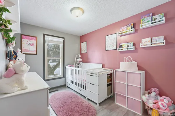 $180,000 | 820 Pinetree Drive, Fort Wayne, IN 46819