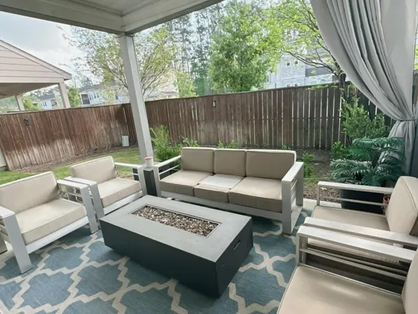 $2,800 | 38 Jarvis Row Circle, The Woodlands, TX 77380
