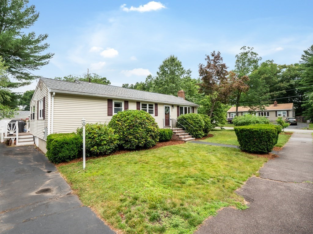 19 Cedarcrest Road Wilmington, MA 01887 - Photo 3 of 33 Gallery Image 3