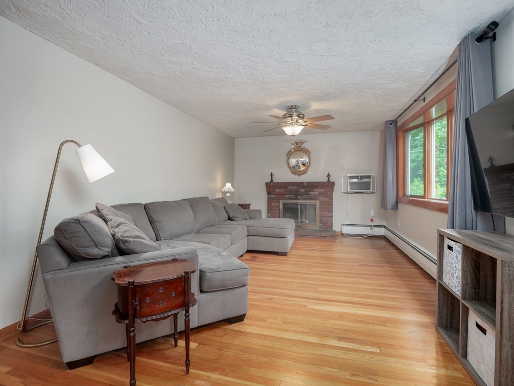 19 Cedarcrest Road Wilmington, MA 01887 - Photo 8 of 33 Gallery Image 8
