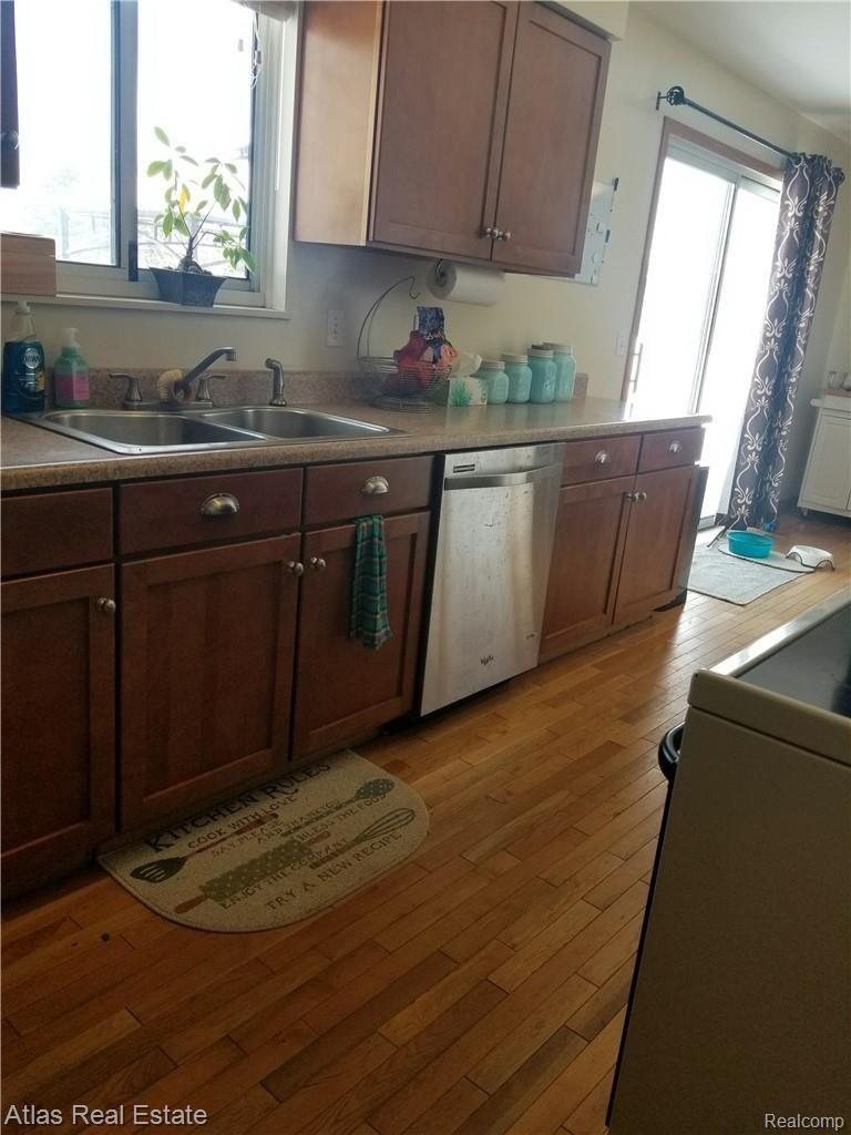 3432 West Dodge Road Clio, MI 48420 - Photo 2 of 10 Kitchen