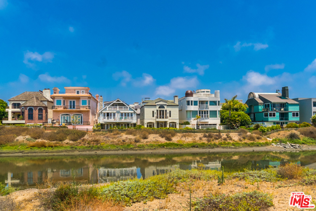 4515 Roma Court Marina del Rey, CA 90292 - Photo 24 of 31 a front view of a house with a lake view