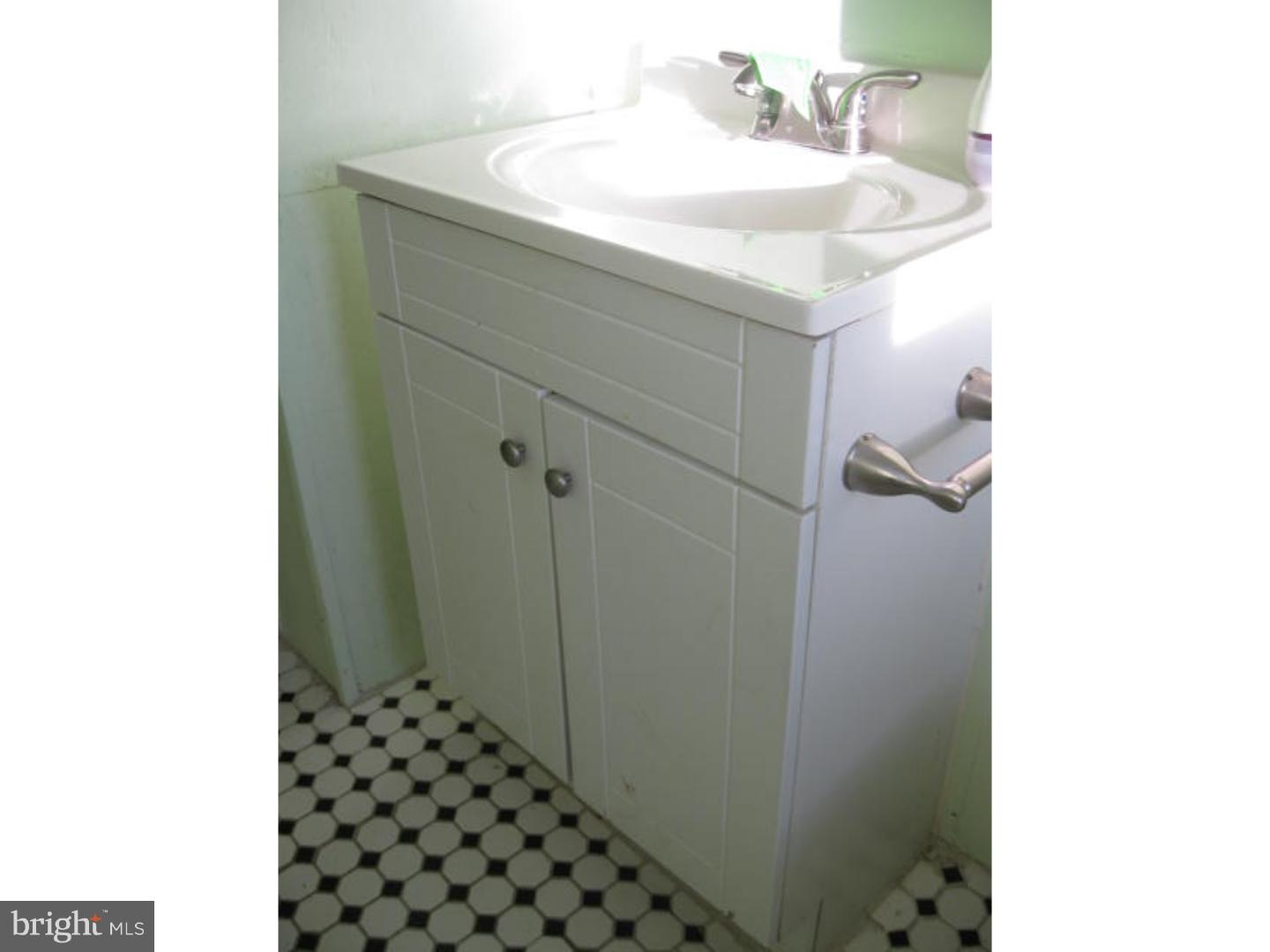 756 East Gibbsboro Road Lindenwold, NJ 08021 - Photo 14 of 17 Gallery Image 14