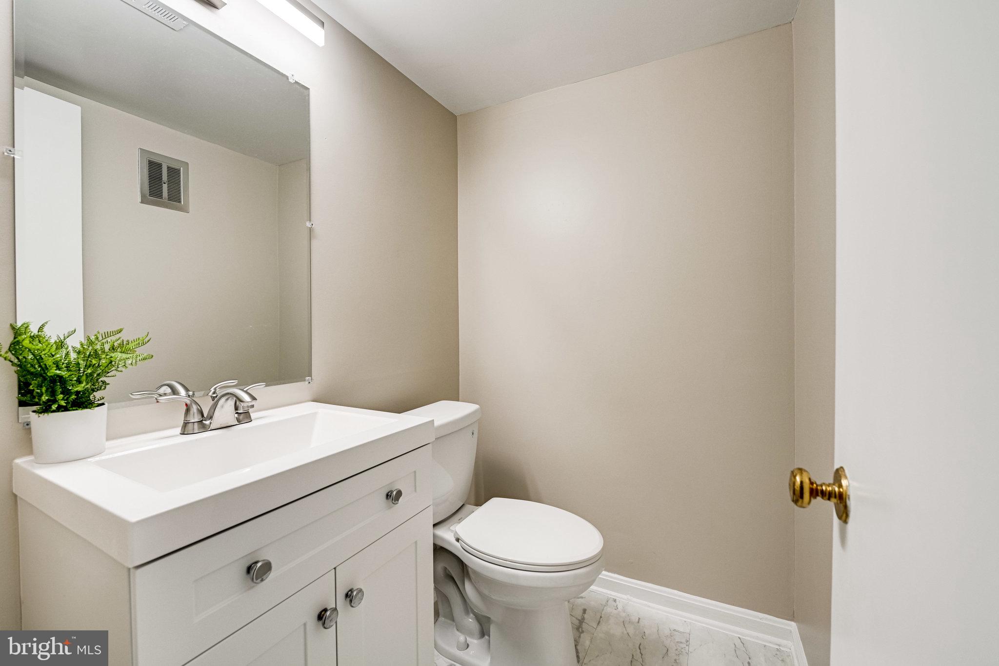 8325 Wickham Road Springfield, VA 22152 - Photo 33 of 45 Basement Bath