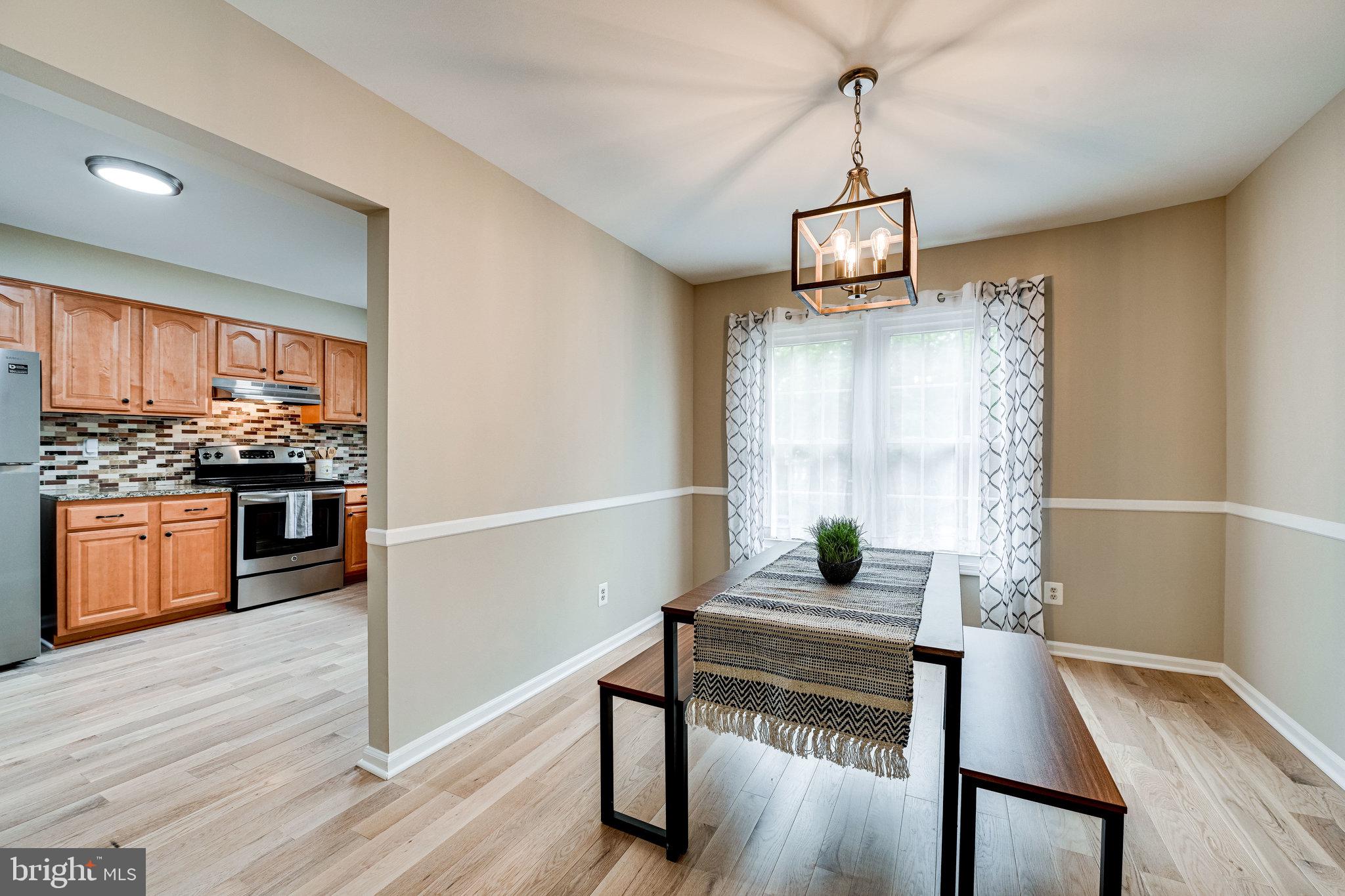 8325 Wickham Road Springfield, VA 22152 - Photo 9 of 45 Dining Room
