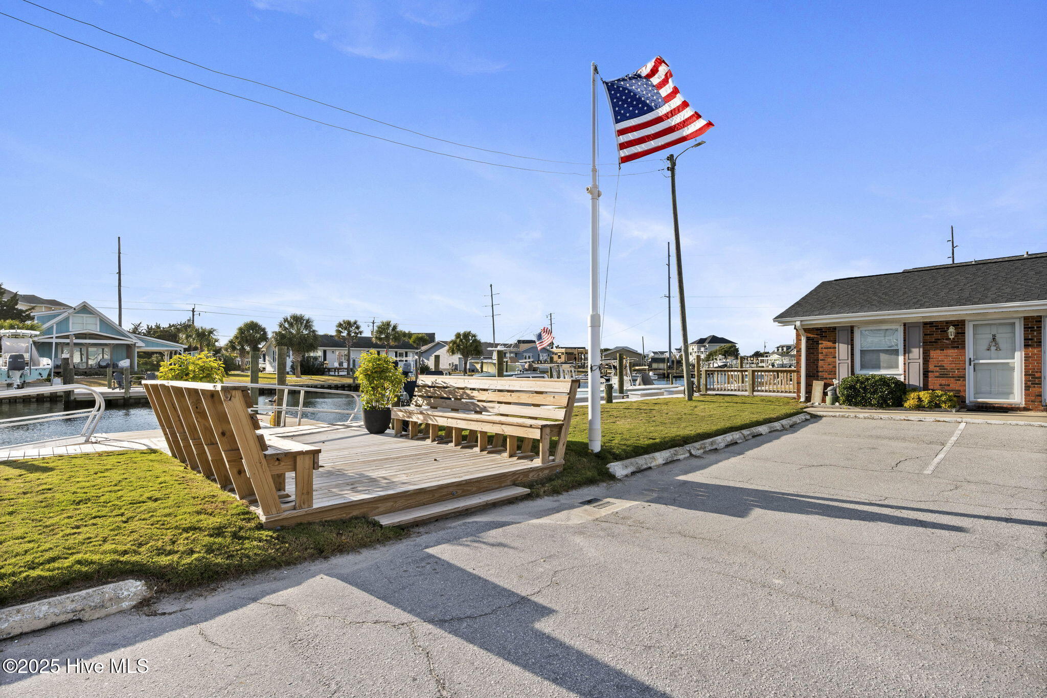 121 Old Causeway Road, Unit 12 Atlantic Beach, NC 28512 - Photo 22 of 31 21-web-or-mls-121-OldCausewayRd-U12-021