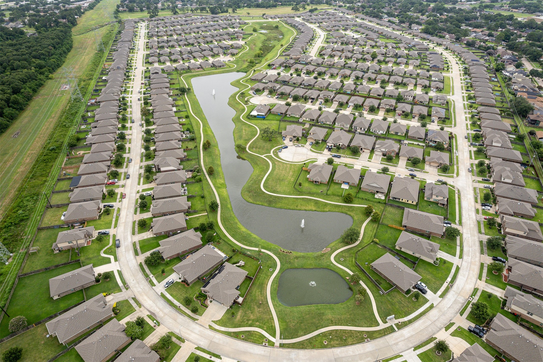 3907 Hawaiian Court Baytown, TX 77521 - Photo 13 of 40 a view of swimming pool