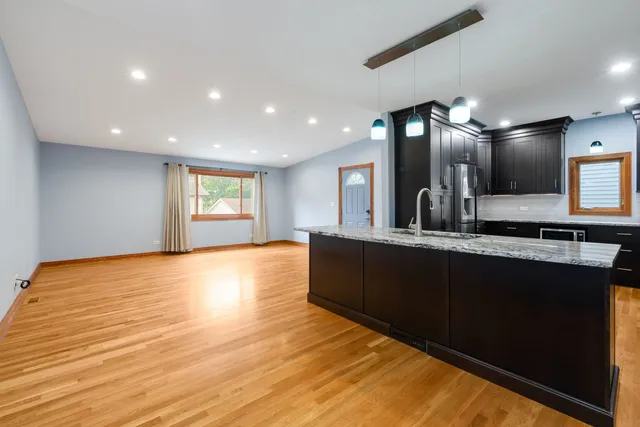 $659,900 | 7005 North Osceola Avenue, Chicago, IL 60631