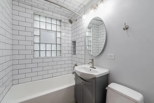 $659,900 | 7005 North Osceola Avenue, Chicago, IL 60631