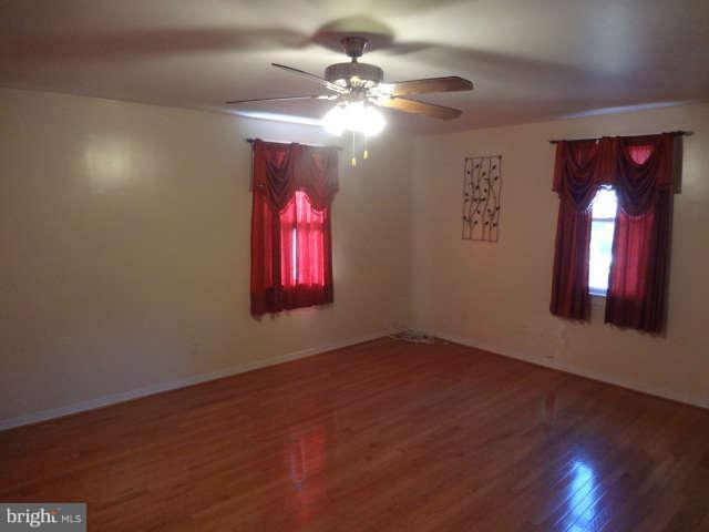 6420 Solomons Island Road Tracys Landing, MD 20779 - Photo 19 of 30 Bedroom (Master)