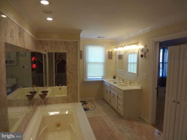 6420 Solomons Island Road Tracys Landing, MD 20779 - Photo 21 of 30 Bath (Master)