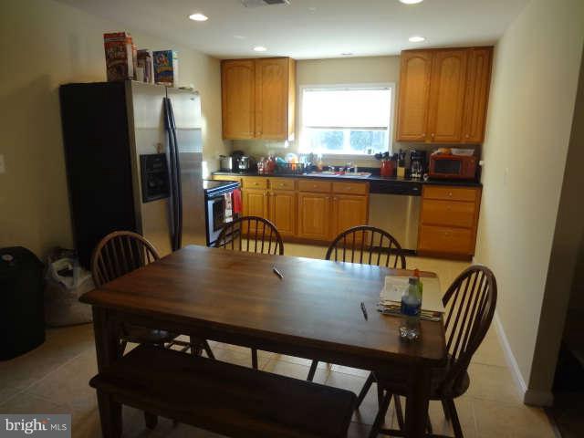 6420 Solomons Island Road Tracys Landing, MD 20779 - Photo 8 of 30 Guest House - Breakfast Room & Kitchen
