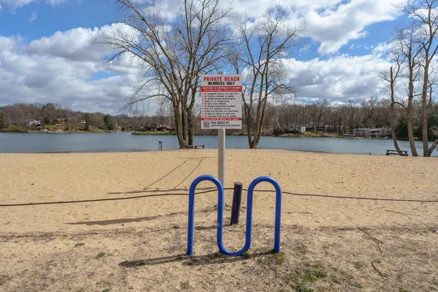 $654,000 | 414 Midlakes Boulevard, Plainwell, MI 49080