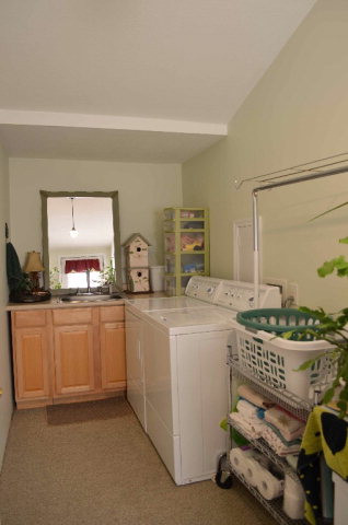 4432 Owens Road Evans, GA 30809 - Photo 13 of 22 Laundry Room