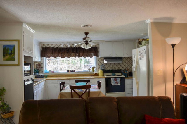 4432 Owens Road Evans, GA 30809 - Photo 4 of 22 Kitchen