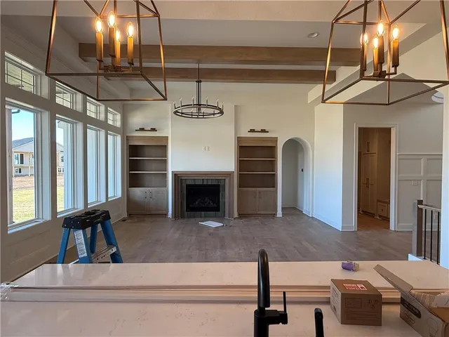 $889,000 | 18501 Mohawk Lane, Overland Park, KS 66085