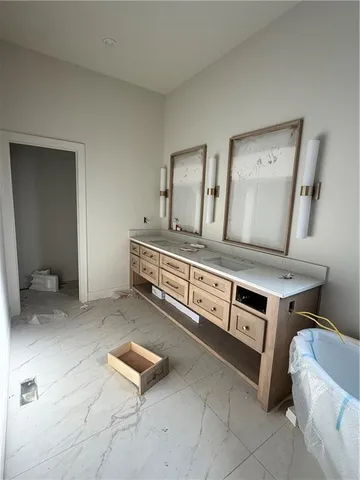 $874,000 | 18501 Mohawk Lane, Overland Park, KS 66085