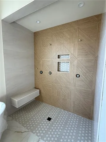 $874,000 | 18501 Mohawk Lane, Overland Park, KS 66085