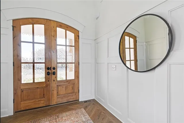 $874,000 | 18501 Mohawk Lane, Overland Park, KS 66085