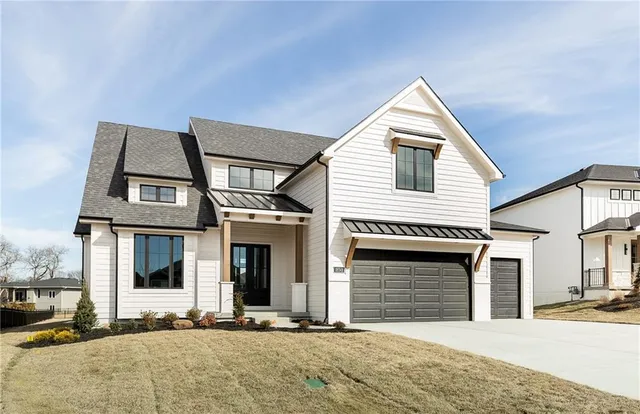 $889,000 | 18501 Mohawk Lane, Overland Park, KS 66085