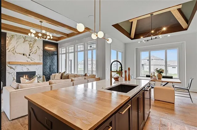 $874,000 | 18501 Mohawk Lane, Overland Park, KS 66085