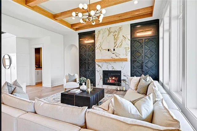 $874,000 | 18501 Mohawk Lane, Overland Park, KS 66085