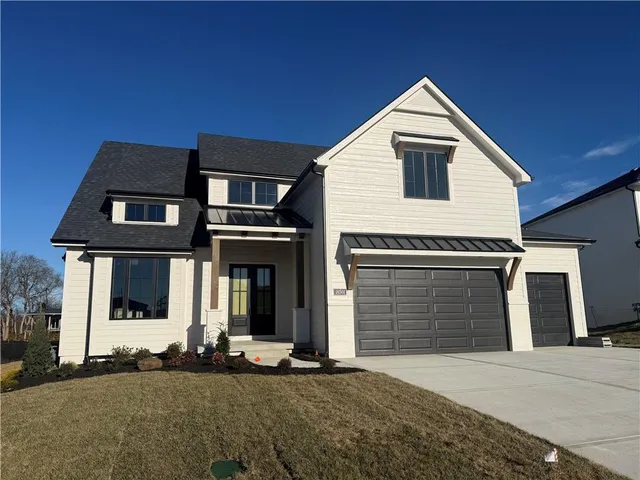 $889,000 | 18501 Mohawk Lane, Overland Park, KS 66085