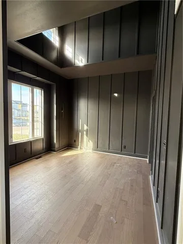 $874,000 | 18501 Mohawk Lane, Overland Park, KS 66085