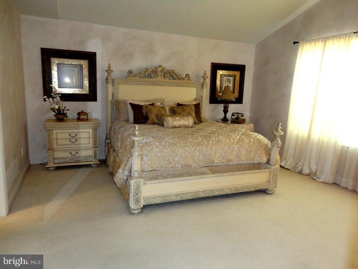 4510 Old Oak Road Doylestown, PA 18902 - Photo 15 of 25 Gallery Image 15