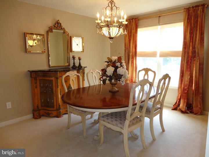 4510 Old Oak Road Doylestown, PA 18902 - Photo 4 of 25 Gallery Image 4