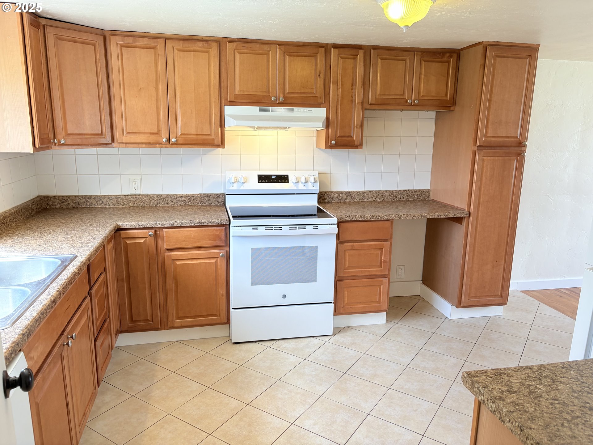 1455 Centennial Boulevard Springfield, OR 97477 - Photo 14 of 24