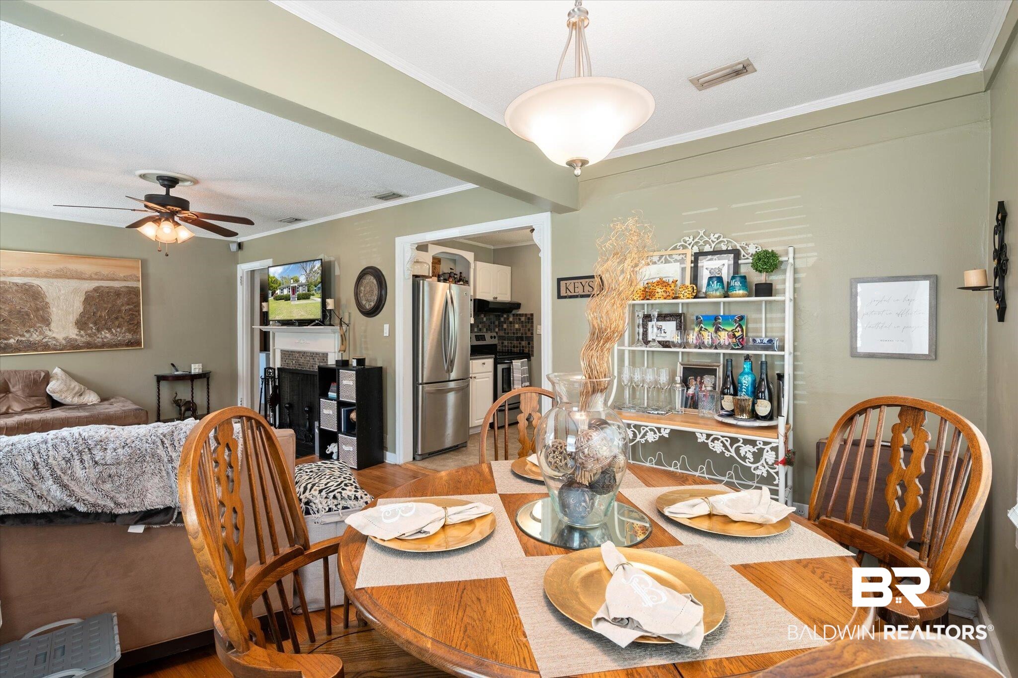 2504 Taylor Avenue Mobile, AL 36606 - Photo 3 of 21