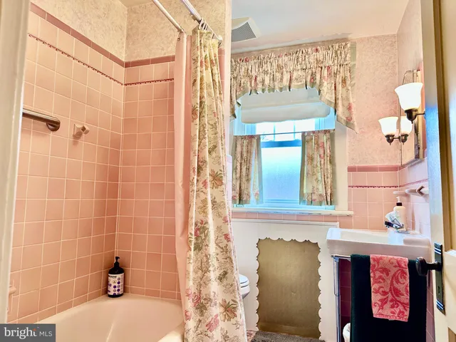 $395,000 | 110 Washington Avenue, Souderton, PA 18964