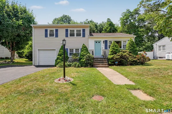 $487,500 | 143 Ranch Drive, Bridgeport, CT 06606