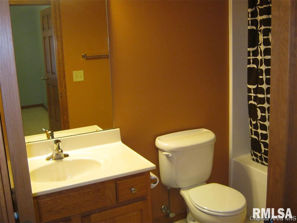 1709 Plover Road Springfield, IL 62711 - Photo 11 of 20 Gallery Image 11