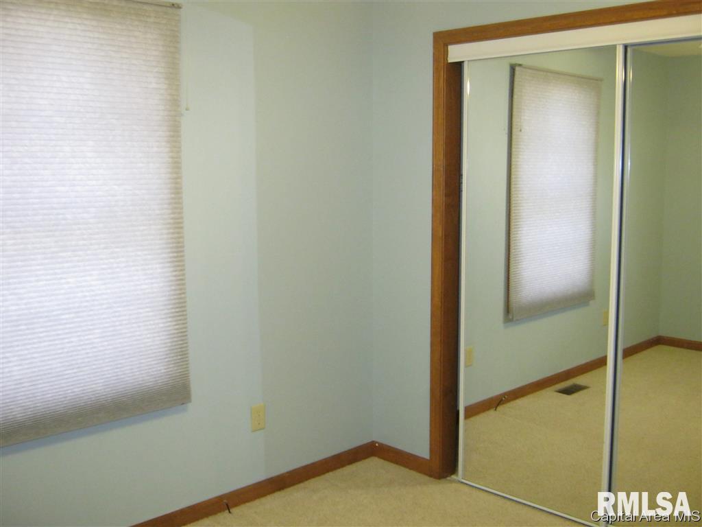 1709 Plover Road Springfield, IL 62711 - Photo 16 of 20 Gallery Image 16