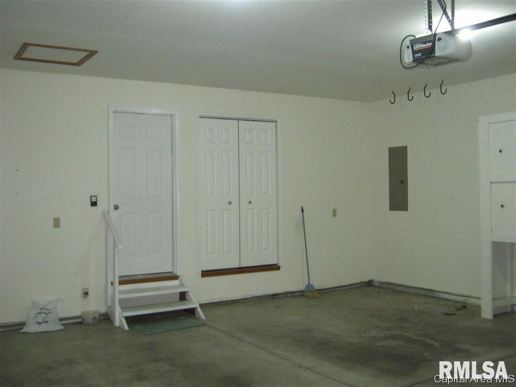 1709 Plover Road Springfield, IL 62711 - Photo 18 of 20 Gallery Image 18