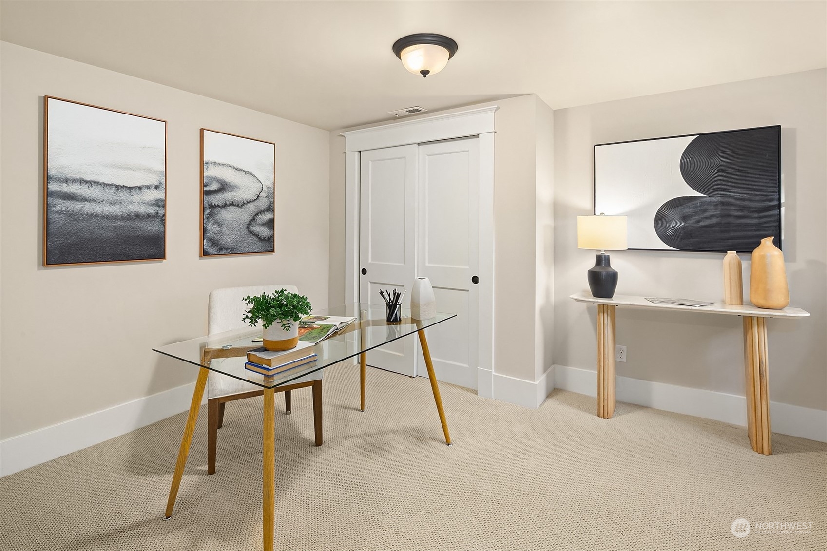 5544 Northeast Penrith Road Seattle, WA 98105 - Photo 29 of 40