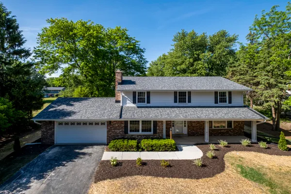 $799,000 | 14420 Woodridge Circle, Brookfield, WI 53005