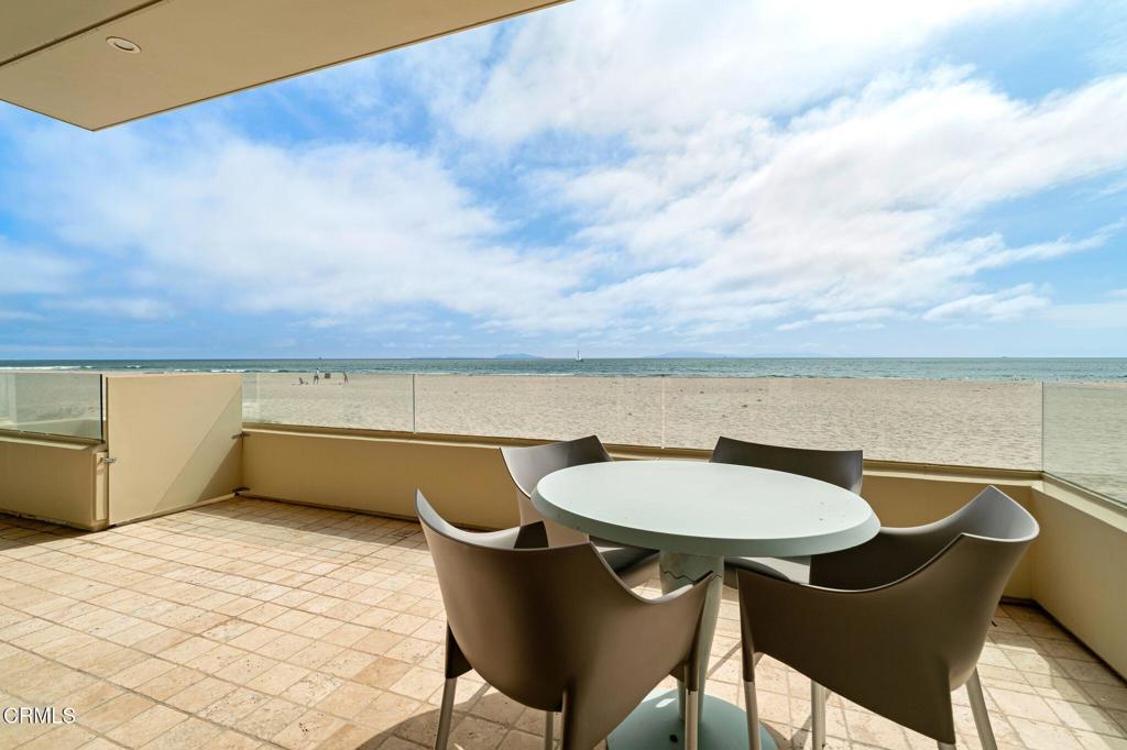 827 Mandalay Beach Road Oxnard, CA 93035 - Photo 17 of 50